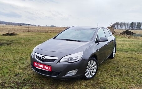 Opel Astra J, 2011 год, 580 000 рублей, 9 фотография