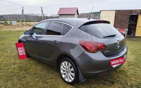 Opel Astra J, 2011 год, 580 000 рублей, 6 фотография