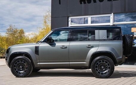 Land Rover Defender II, 2025 год, 35 000 000 рублей, 6 фотография