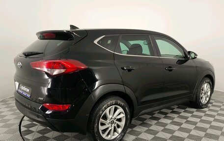 Hyundai Tucson III, 2017 год, 1 990 000 рублей, 6 фотография