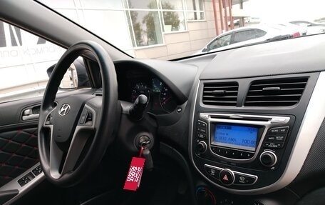 Hyundai Solaris II рестайлинг, 2014 год, 655 000 рублей, 6 фотография