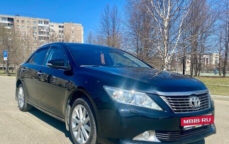 Toyota Camry, 2012 год, 1 900 000 рублей, 6 фотография