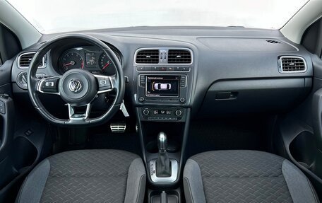 Volkswagen Polo VI (EU Market), 2018 год, 1 382 400 рублей, 6 фотография
