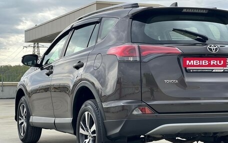 Toyota RAV4, 2018 год, 2 580 000 рублей, 13 фотография