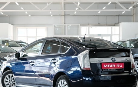 Toyota Prius, 2013 год, 1 699 000 рублей, 4 фотография