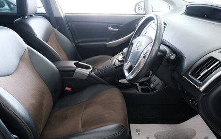 Toyota Prius, 2013 год, 1 699 000 рублей, 7 фотография