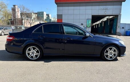 Mercedes-Benz E-Класс, 2011 год, 1 800 000 рублей, 4 фотография
