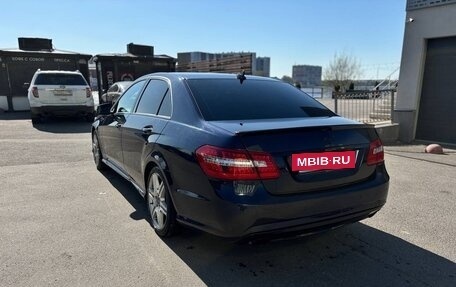 Mercedes-Benz E-Класс, 2011 год, 1 800 000 рублей, 7 фотография