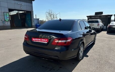 Mercedes-Benz E-Класс, 2011 год, 1 800 000 рублей, 5 фотография