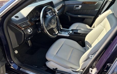 Mercedes-Benz E-Класс, 2011 год, 1 800 000 рублей, 10 фотография