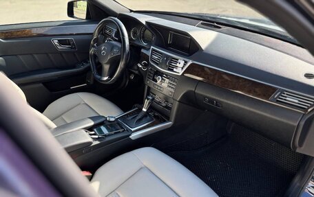 Mercedes-Benz E-Класс, 2011 год, 1 800 000 рублей, 11 фотография