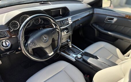 Mercedes-Benz E-Класс, 2011 год, 1 800 000 рублей, 12 фотография