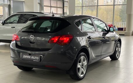 Opel Astra J, 2011 год, 899 000 рублей, 4 фотография