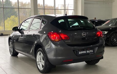 Opel Astra J, 2011 год, 899 000 рублей, 6 фотография