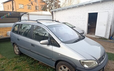 Opel Zafira A рестайлинг, 2001 год, 370 000 рублей, 2 фотография