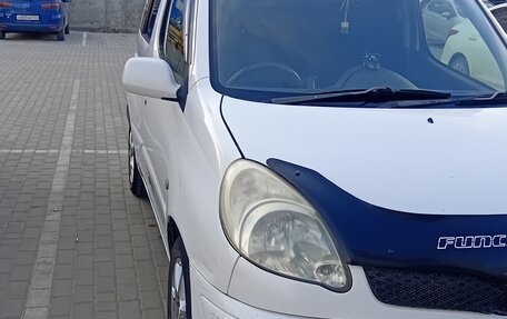 Toyota FunCargo, 2003 год, 600 000 рублей, 4 фотография