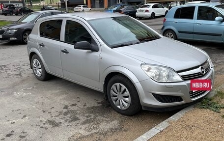 Opel Astra H, 2007 год, 580 000 рублей, 2 фотография
