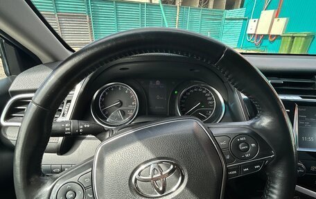 Toyota Camry, 2018 год, 2 400 000 рублей, 8 фотография