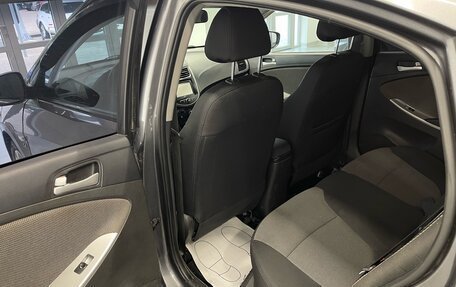 Hyundai Solaris II рестайлинг, 2013 год, 800 000 рублей, 9 фотография