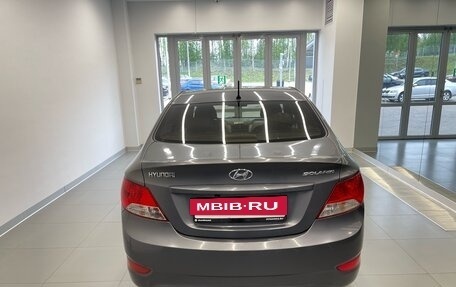 Hyundai Solaris II рестайлинг, 2013 год, 800 000 рублей, 5 фотография