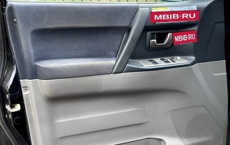 Mitsubishi Pajero IV, 2006 год, 1 635 000 рублей, 13 фотография