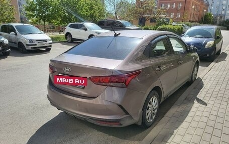 Hyundai Solaris II рестайлинг, 2021 год, 1 400 000 рублей, 2 фотография