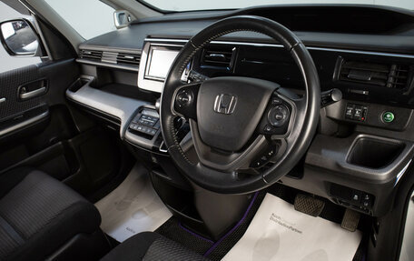 Honda Stepwgn IV, 2017 год, 2 299 000 рублей, 7 фотография