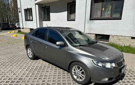 KIA Cerato III, 2011 год, 650 000 рублей, 2 фотография