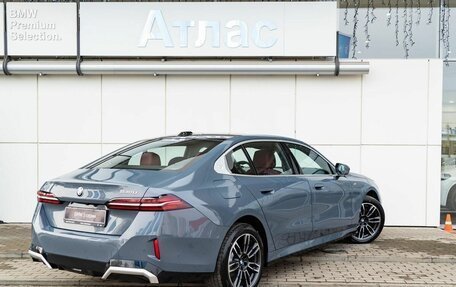 BMW 5 серия, 2024 год, 9 490 000 рублей, 2 фотография