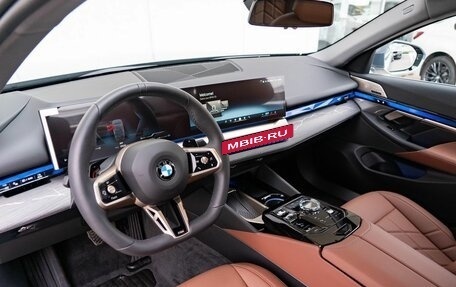 BMW 5 серия, 2024 год, 9 490 000 рублей, 3 фотография
