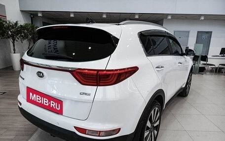 KIA Sportage IV рестайлинг, 2018 год, 2 038 000 рублей, 5 фотография