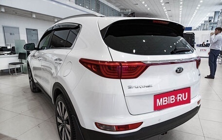 KIA Sportage IV рестайлинг, 2018 год, 2 038 000 рублей, 7 фотография