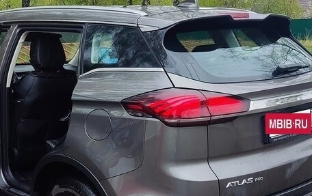 Geely Atlas, 2024 год, 2 700 000 рублей, 6 фотография