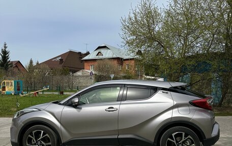 Toyota C-HR I рестайлинг, 2017 год, 2 850 000 рублей, 8 фотография