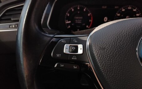 Volkswagen Tiguan II, 2017 год, 2 399 000 рублей, 14 фотография