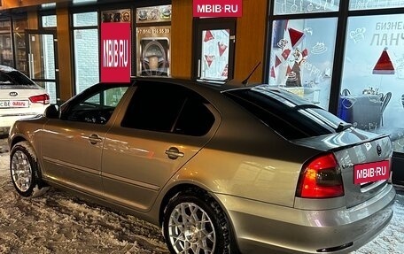 Skoda Octavia, 2010 год, 800 000 рублей, 10 фотография