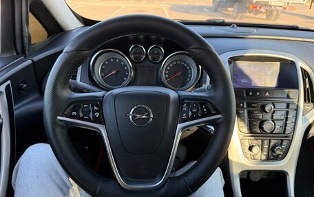 Opel Astra J, 2012 год, 610 000 рублей, 13 фотография
