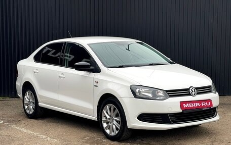 Volkswagen Polo VI (EU Market), 2013 год, 899 000 рублей, 3 фотография