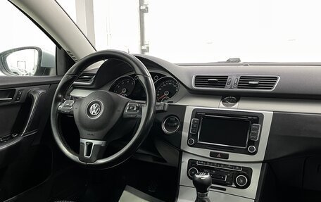 Volkswagen Passat B7, 2011 год, 1 199 000 рублей, 8 фотография