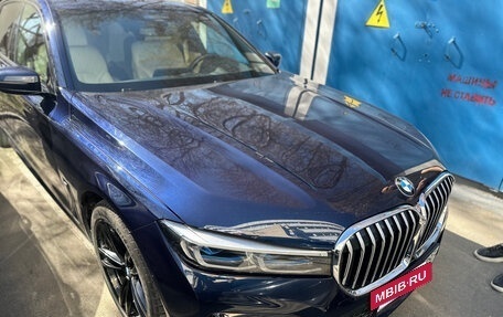 BMW 7 серия, 2021 год, 9 000 000 рублей, 2 фотография