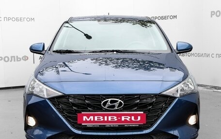 Hyundai Solaris II рестайлинг, 2021 год, 1 720 000 рублей, 2 фотография