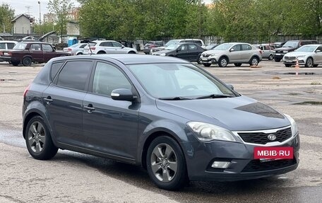 KIA cee'd I рестайлинг, 2011 год, 635 000 рублей, 3 фотография