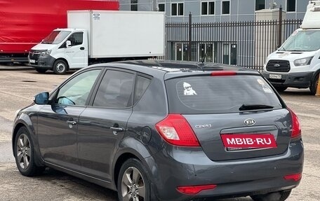KIA cee'd I рестайлинг, 2011 год, 635 000 рублей, 6 фотография