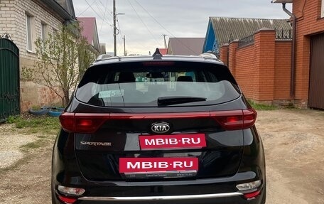 KIA Sportage IV рестайлинг, 2019 год, 2 450 000 рублей, 4 фотография