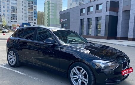BMW 1 серия, 2011 год, 920 000 рублей, 6 фотография