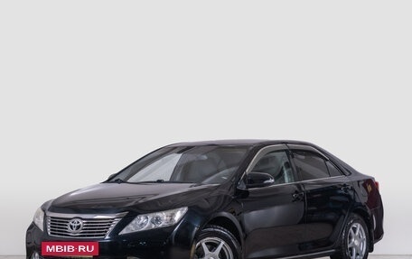 Toyota Camry, 2013 год, 1 799 000 рублей, 2 фотография