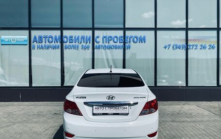 Hyundai Solaris II рестайлинг, 2013 год, 825 000 рублей, 4 фотография