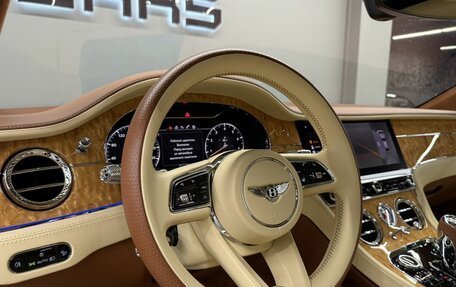 Bentley Continental GT III, 2022 год, 26 500 000 рублей, 16 фотография