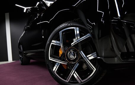 Rolls-Royce Cullinan, 2025 год, 98 000 000 рублей, 10 фотография