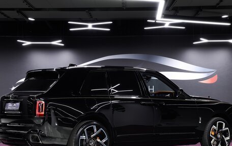 Rolls-Royce Cullinan, 2025 год, 98 000 000 рублей, 6 фотография